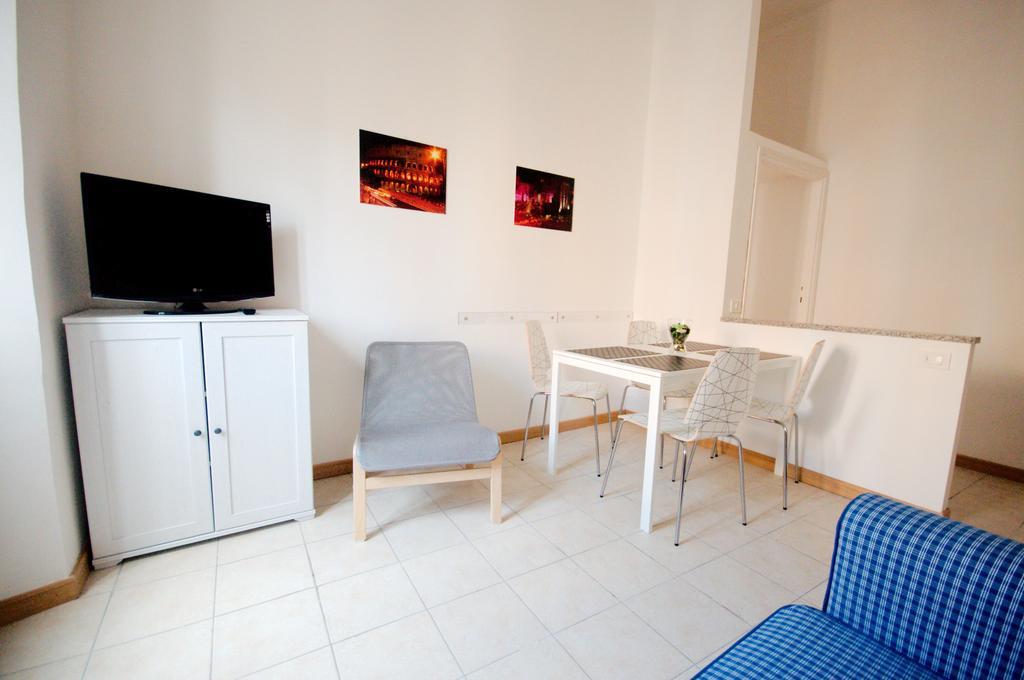 Apt Central Manzoni Roma Habitación foto